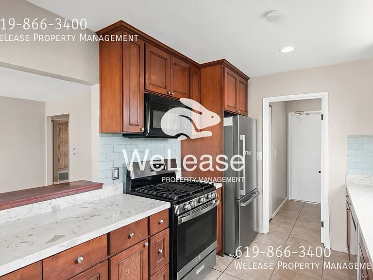 1316 Ramona Ave — Photo 1