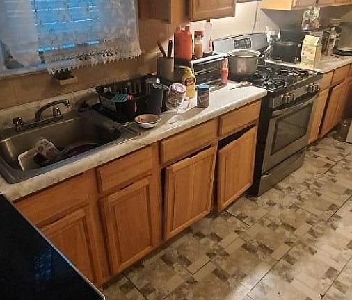 5th image of 714 E 18th