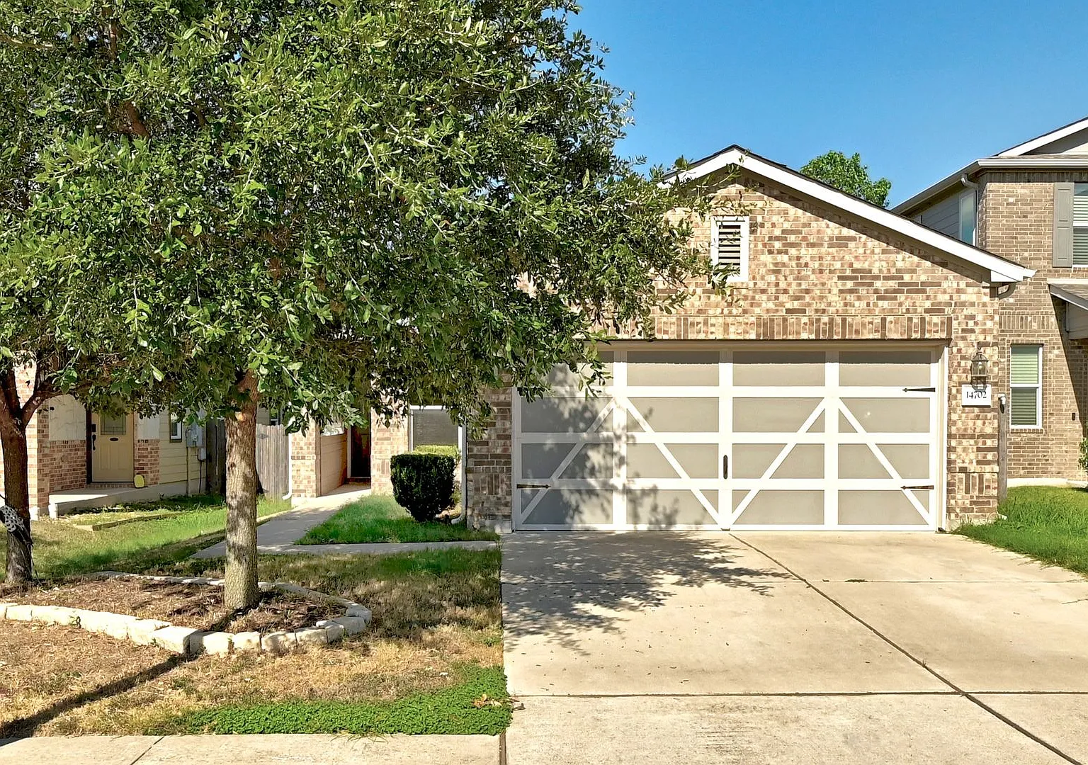 Welcome to Wonderful! Gorgeous home on Greenbelt Available Now! — Photo 1