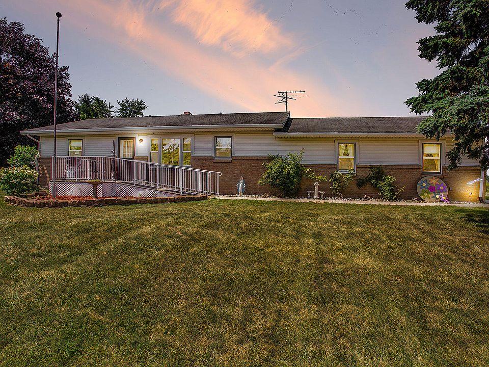 17007 16th Ave, Coopersville, MI 49404 Zillow