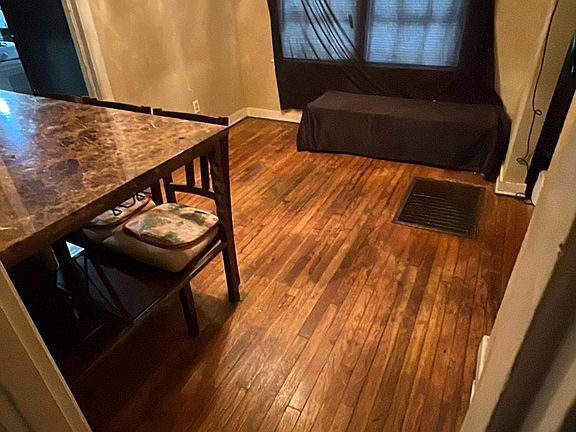 2nd image of 2717 Burns Ave