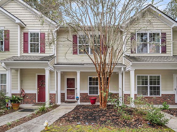 5th image of 304 Chinquapin Dr