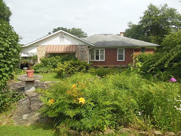 3rd image of 202 Keller Ave
