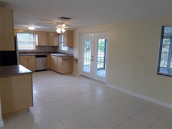 3rd image of 3713 Baden Dr