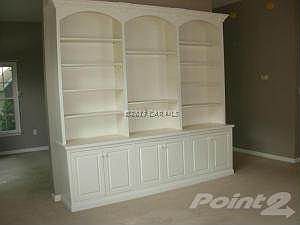 Whaler 2 LR built-in