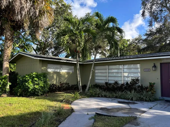1228 NW 4th Street, Boca Raton, FL 33486