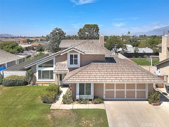 2nd image of 660 S Pampas Ave