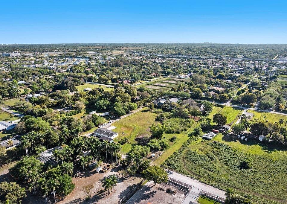 1st image of 5400 SW 162ND Avenue