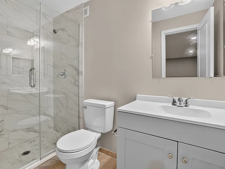 8132 NE 97th St — Photo 22