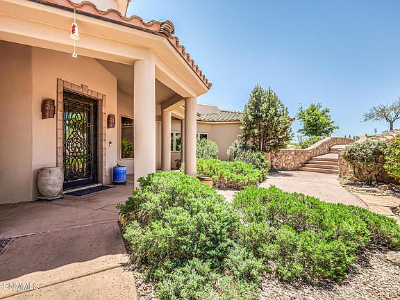 3rd image of 1301 Estancia Ct