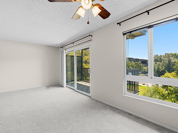 3rd image of 847 N Humboldt St APT 309