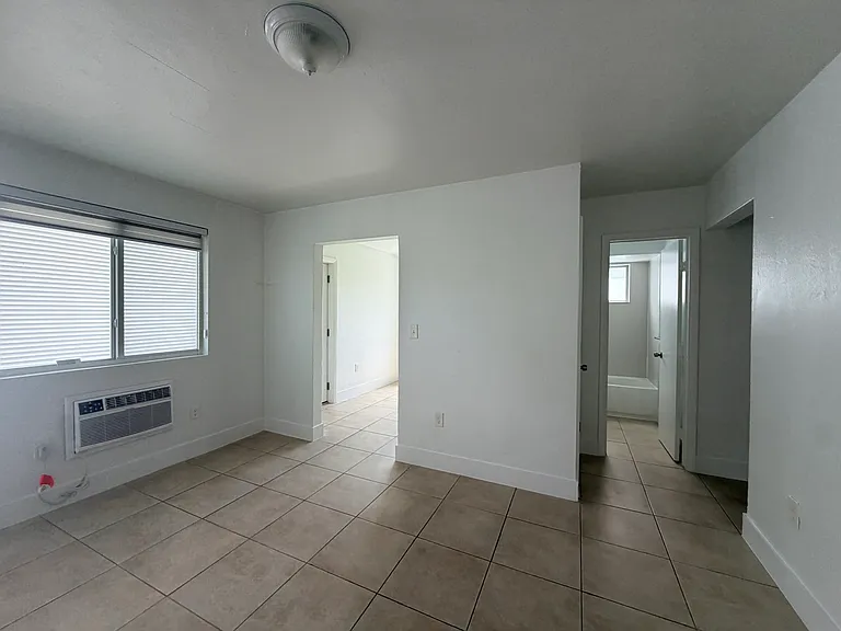 741 NW 60th St #3 — Photo 11