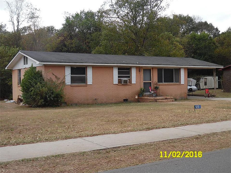 123 Cedar St Butler Ga 31006 Zillow