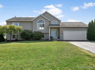 12180 Ives Meadow Ln NE, Cedar Springs, MI 49319