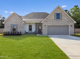 14267 Swan Ridge Cir, Gulfport, MS 39503