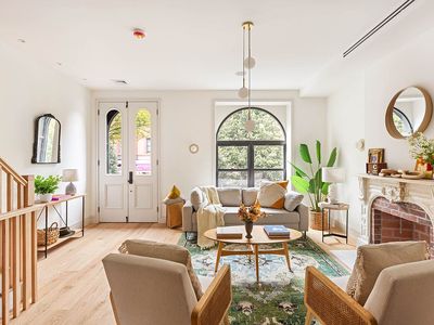 768 Halsey St, Brooklyn, NY, 11233