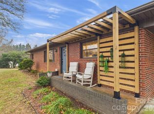 3115 Falling Creek Rd NE, Hickory, NC 28601