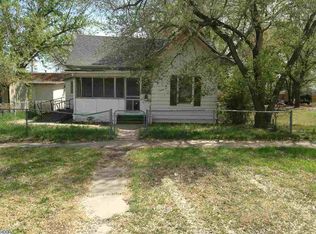 505 W A Ave, Hutchinson, KS 67501