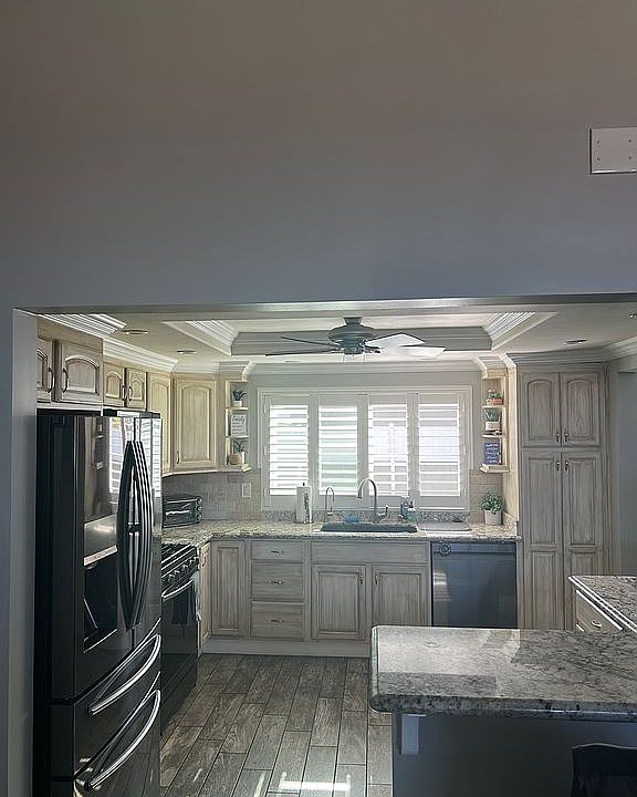 1st image of 13391 Milan St