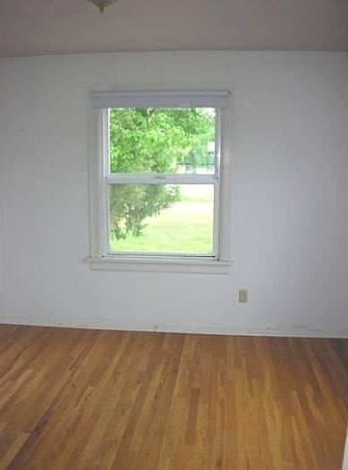 Building Photo 3