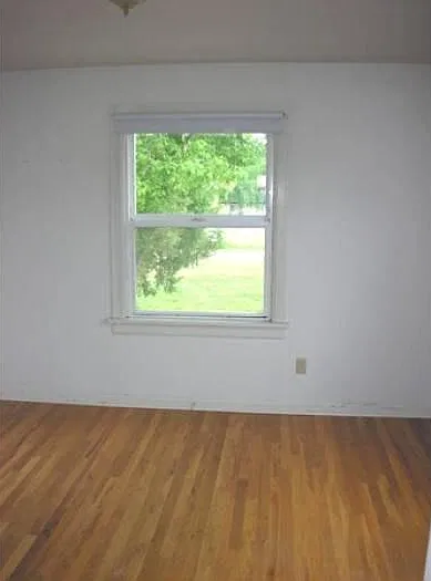 Building Photo 3