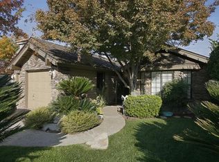 633 E Pintail Cir, Fresno, CA 93730