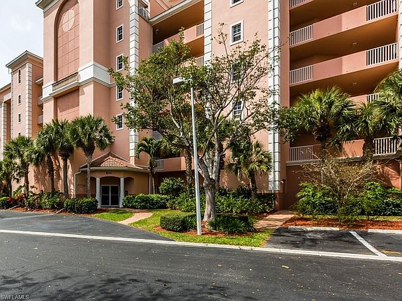 2nd image of 269 Vintage Bay Dr Unit 17