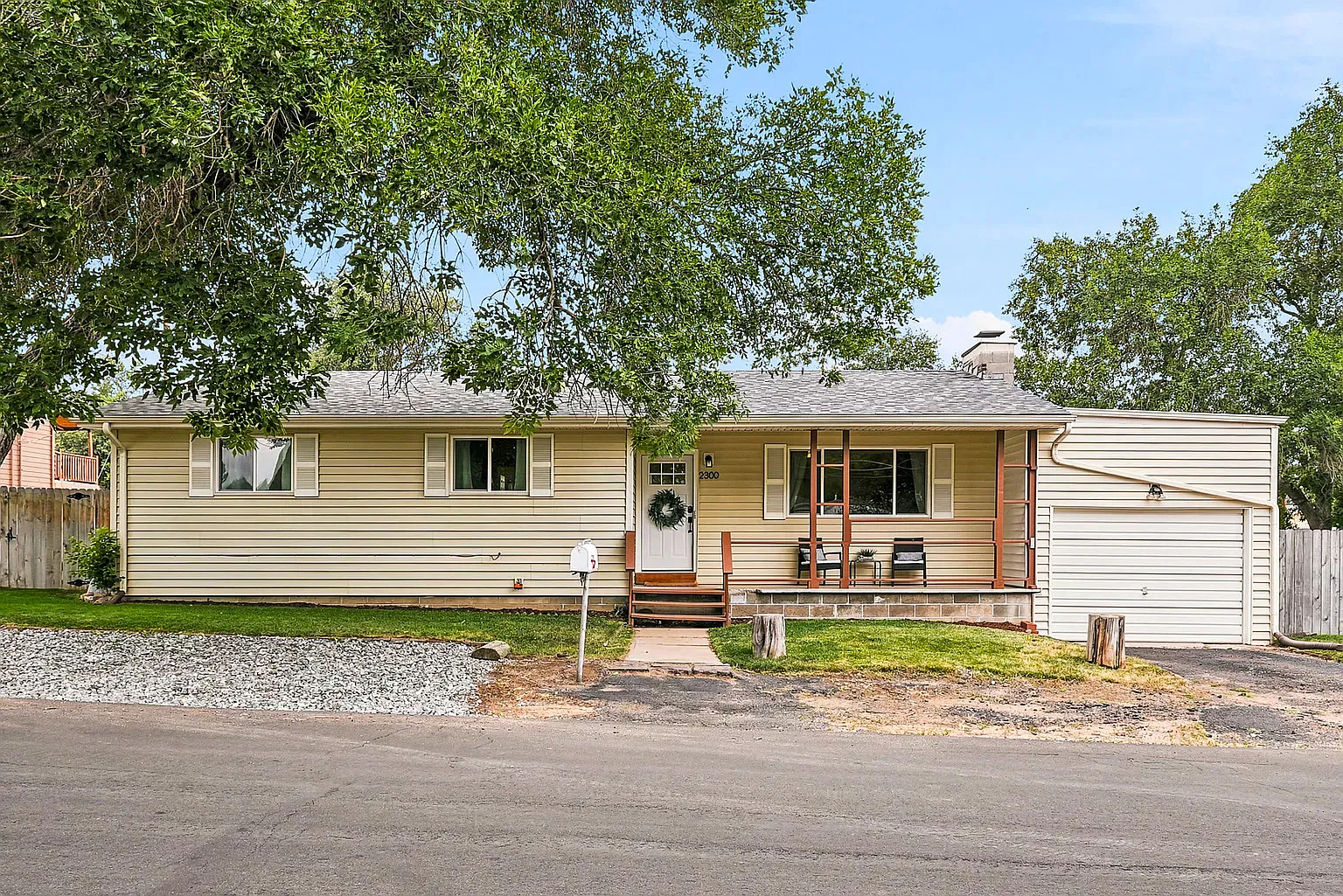 3 bed, 1115 sqft, $2,695 — Photo 1
