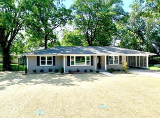 245 E Jere Whitson Rd, Cookeville, TN 38501