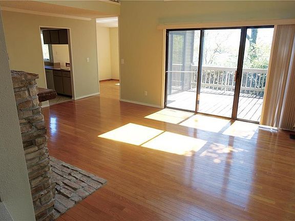 4th image of 4811 Whitford Dr