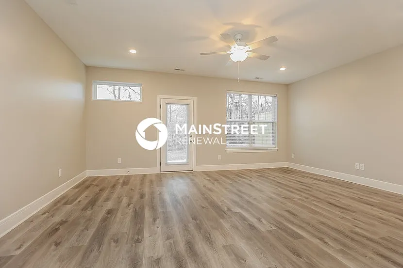 182 Noble Park Circle — Photo 2