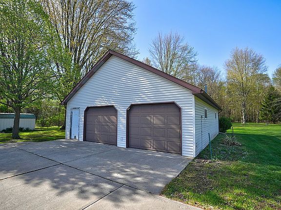 pole barn