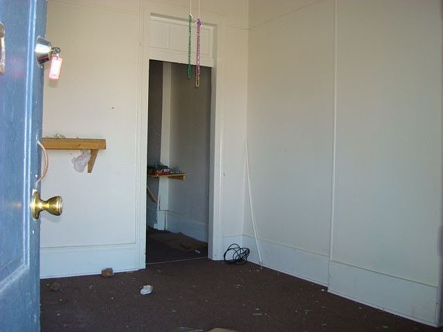 2nd image of 2216 N Robertson