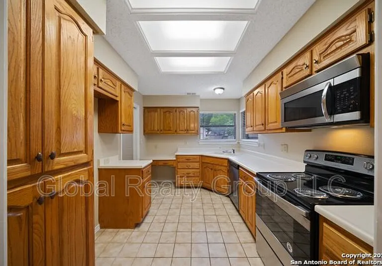 118 Golden Way — Photo 19