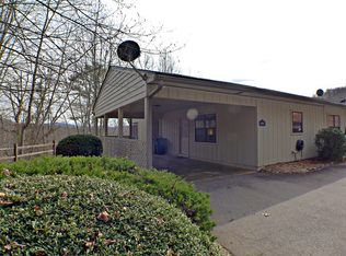 103 Willow View Dr #A, Franklin, NC 28734