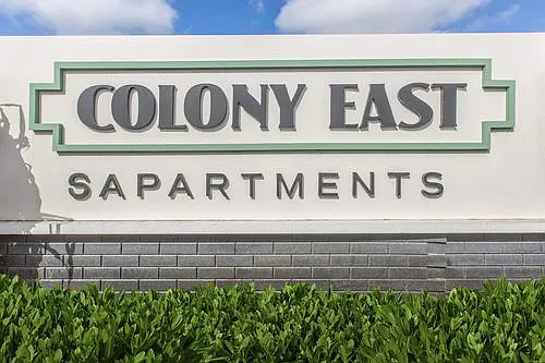 Colony East — Photo 2
