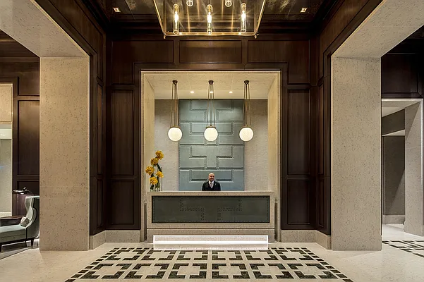 Rented by Extell Marketing Group LLC | media 36