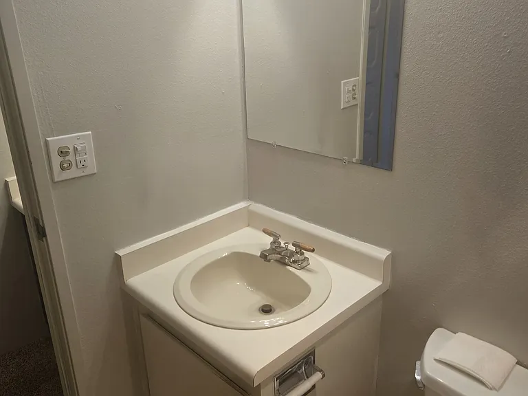 4110 Hale Pkwy #6F — Photo 8