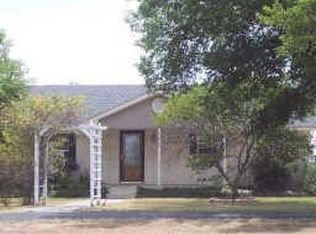 301 Frank Plumlee Ln, Weatherford, TX 76088