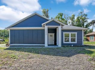 2498 Mitchell Ave, Mims, FL 32754