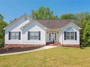 216 Winding Creek Rd, Mocksville, NC 27028