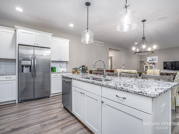 2nd image of 3029 Fransworth Dr