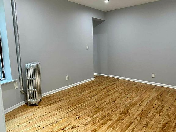 3rd image of 124 E 103rd St #18A