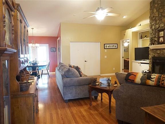 4th image of 705 Lake Eloise Pl