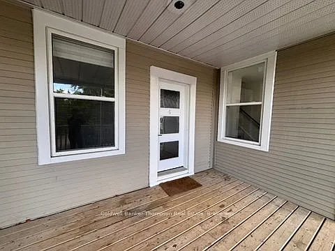 5 Mary St W #4 — Photo 8