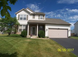 804 Briarcliff Dr, Minooka, IL 60447