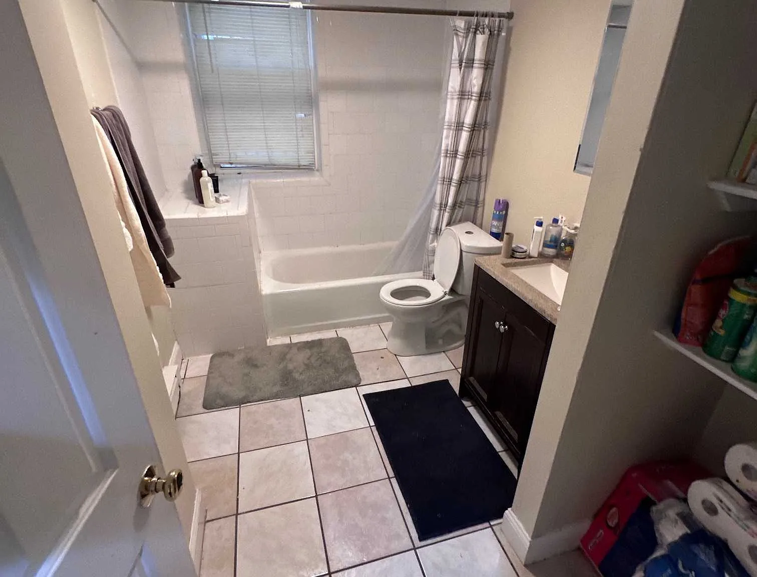 3 bed, $4,395 — Photo 4