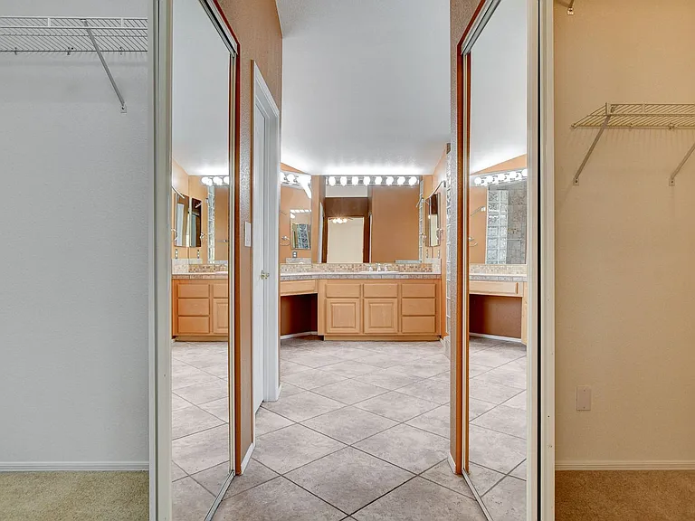 8401 Desert Quail Dr — Photo 45