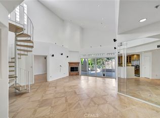 4477 Woodman Ave APT 305, Sherman Oaks, CA 91423