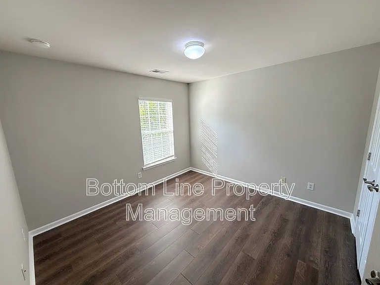10016 Heatherly Ct — Photo 15